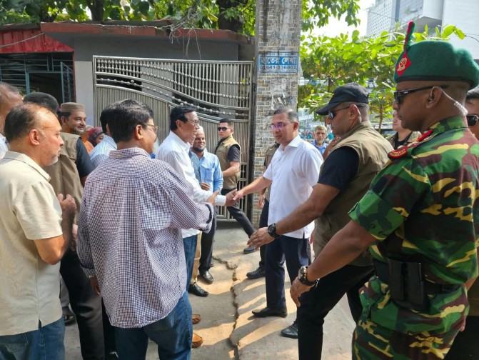 ঢাকা দক্ষিণ সিটি কর্পোরেশনে প্রধানমন্ত্রী আকস্মিক পরিদর্শন